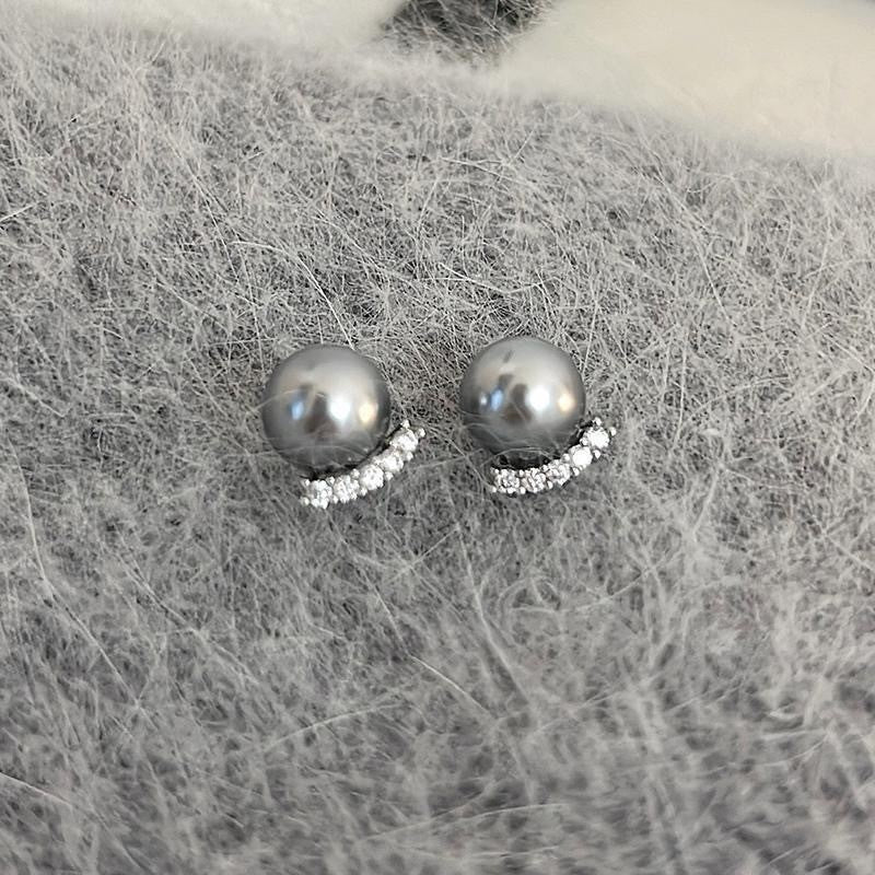 Women's Pearl High-grade Temperament Wild Sweater Chain Necklaces