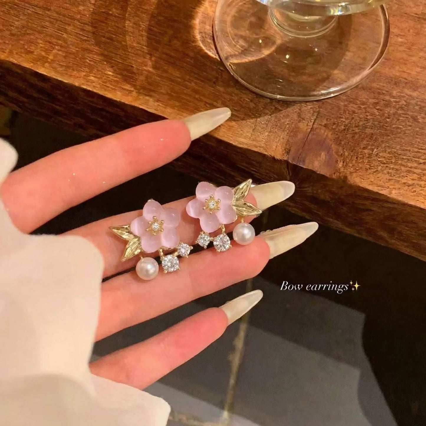Women's Refined Zircon Bow High-grade Light Luxury Temperament Earrings