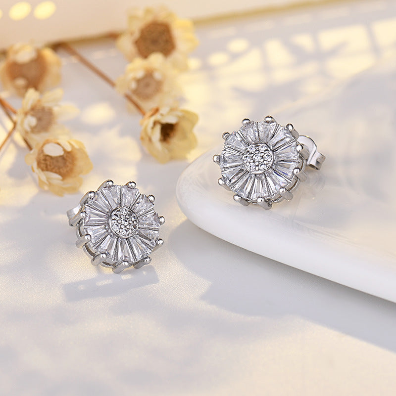 Summer Lotus Zircon Light Luxury Minority Design Stud Earrings