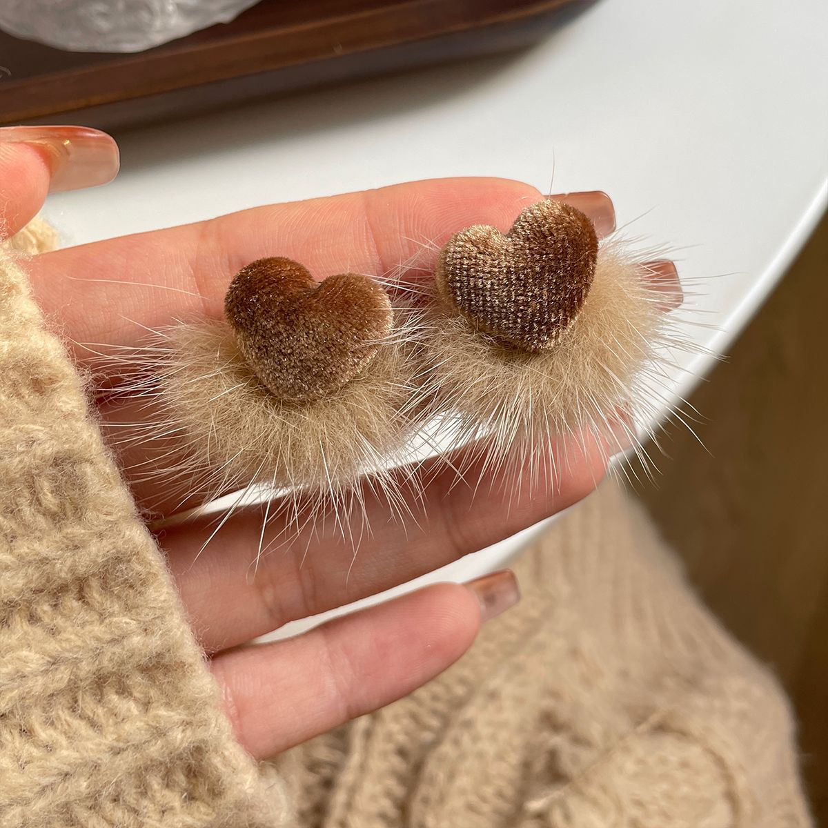 Women's Light Luxury High-grade Love Furry Big Earrings