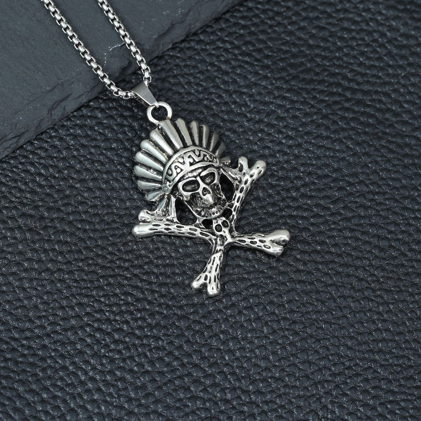 Men's Steel Hip Hop Vintage Indian Skull Halloween Necklaces