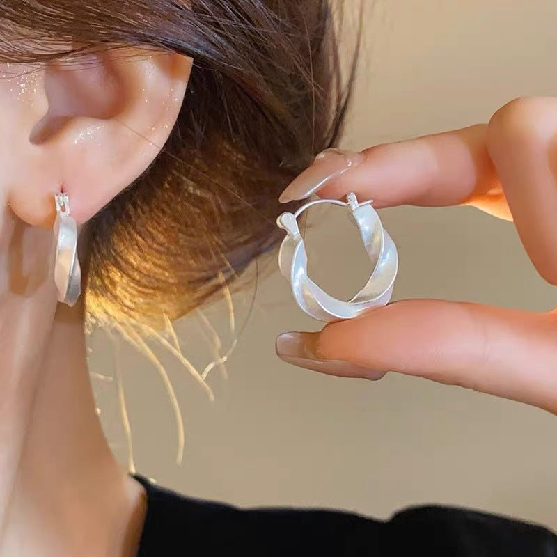 Circle Niche Design High-grade Cold Style Earrings