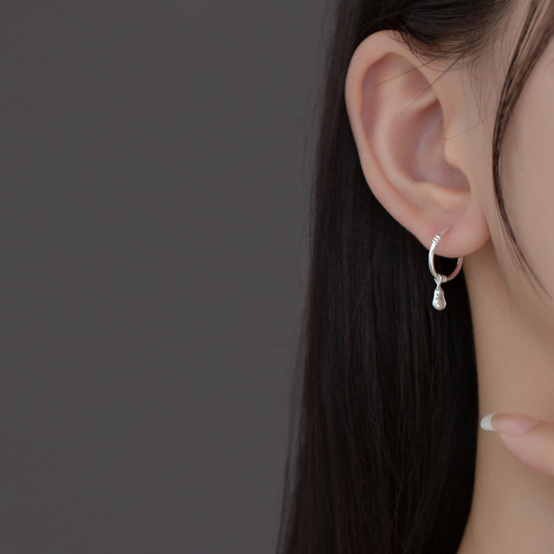 Love Lodge Foot Sier Style Bends Earrings
