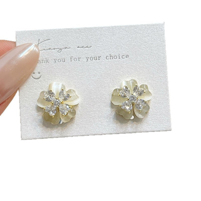 Women's Zircon Four-leaf Flower Simple Niche High-grade Personality Earrings