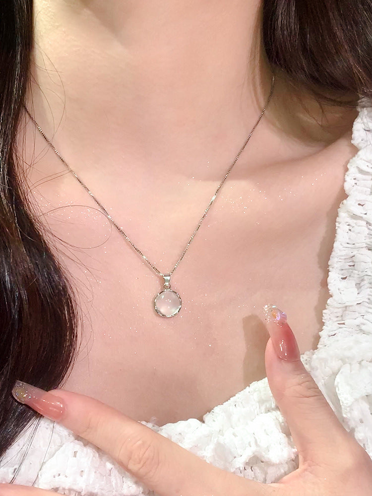 Women's Design High-grade Simple Clavicle Chain Light Necklaces