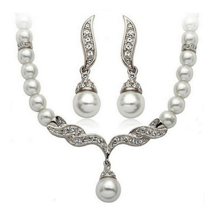Korean Style Fashionable Elegant Angel Wings Necklaces