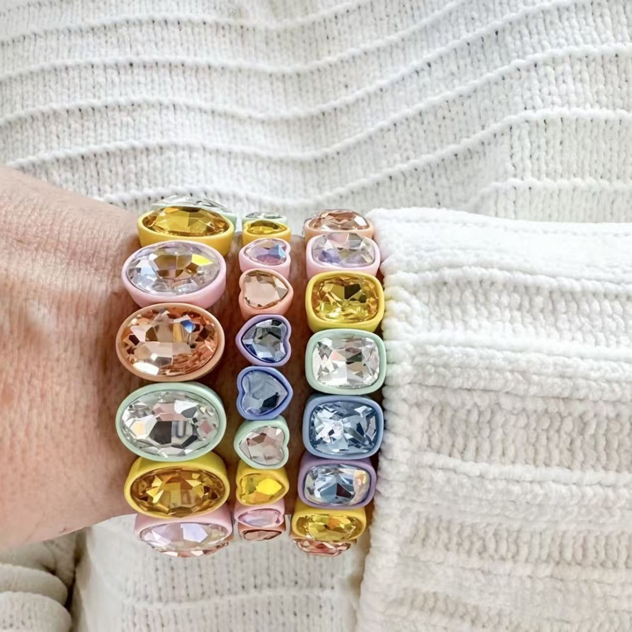Colored Glass Heart-shaped Diamond Elastic Macaron Bracelets