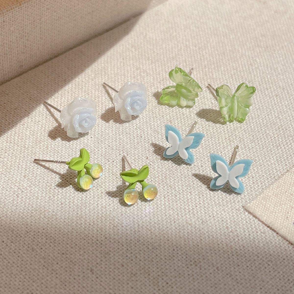 Women's Fresh Butterfly Set Sier Needle Sweet Earrings
