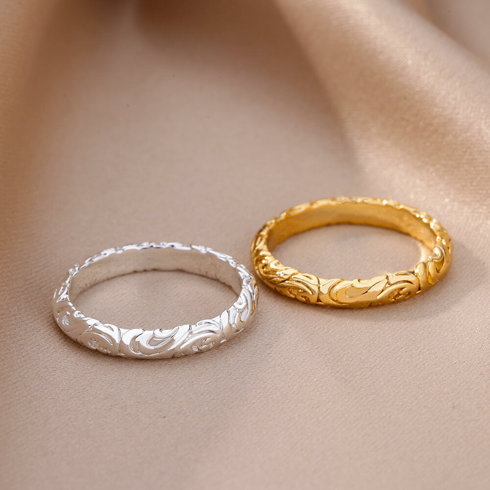 Women's & Men's Wind Simple Hollow Gold-plated Stainless Steel Rings
