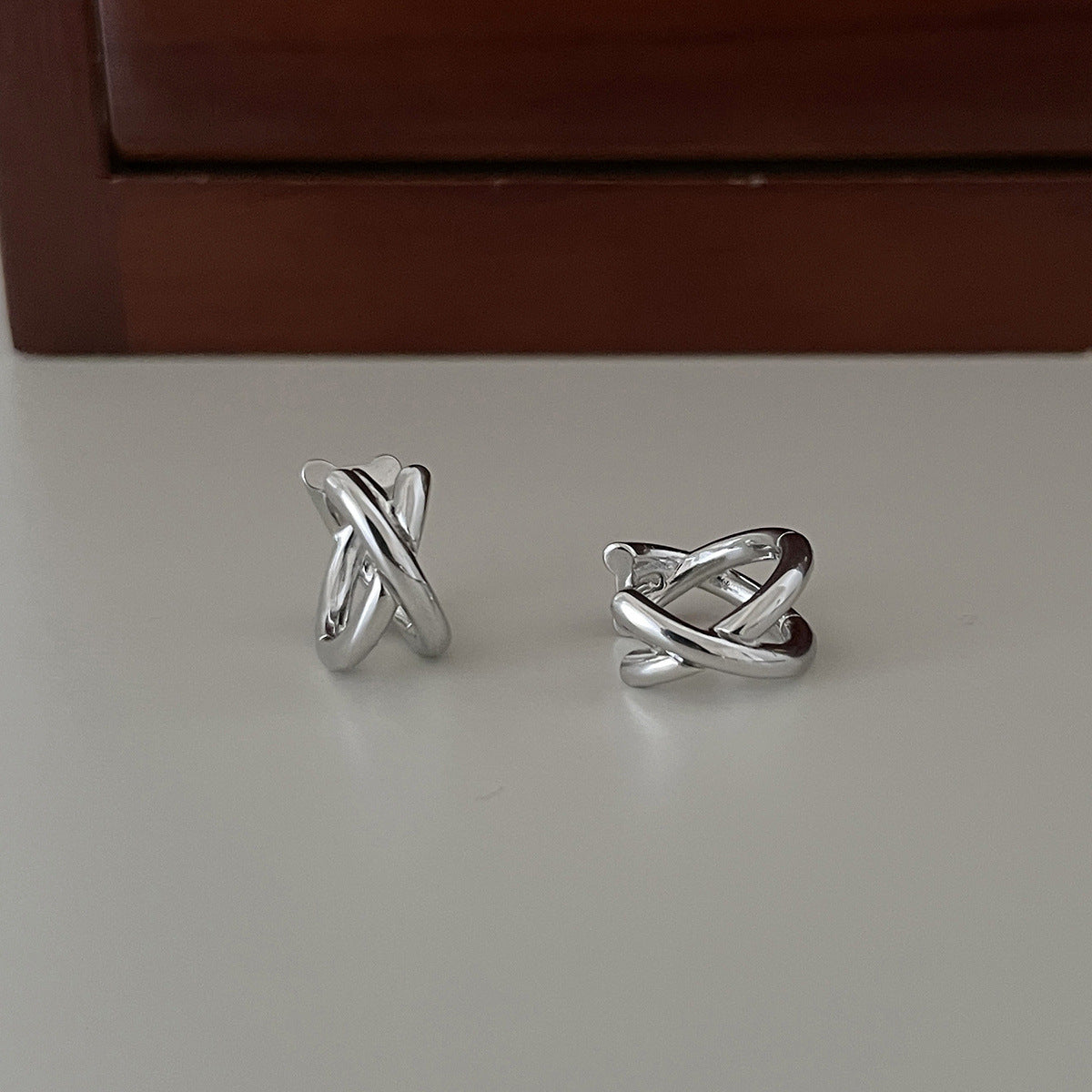 Style Retro Simple Female Niche Unique Design High Sense Earrings