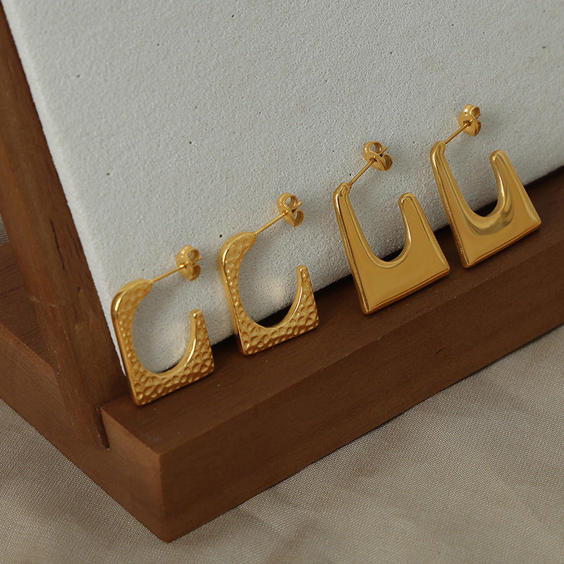 Fashionable Temperament Elegant Accessories Three-dimensional Radian Design Sense Earrings