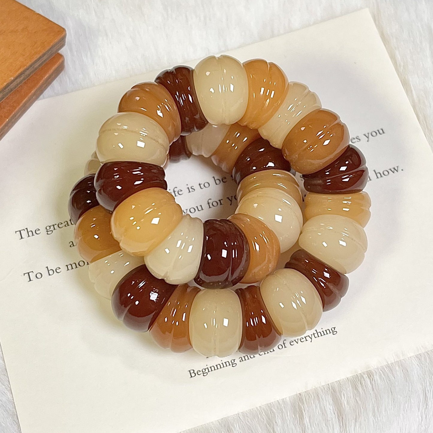 Bodhi Twist Single Circle Hand Toy Bracelet