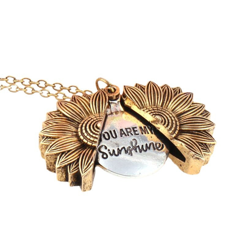 Flower Shape Alloy Sunflower Carved Couple Necklaces