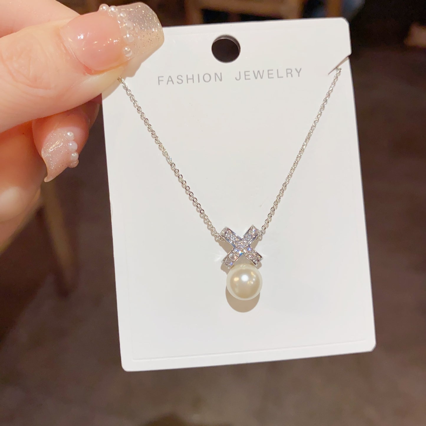 Women's Simple Graceful Fashionable Cross Pearl High-grade Necklaces