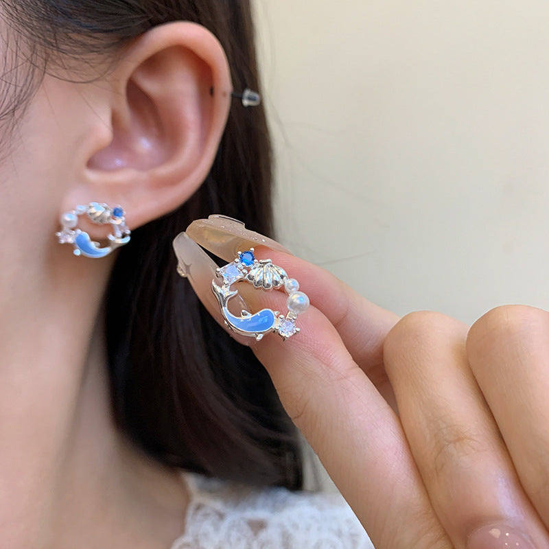 Women's Unique Design High-grade Pearl Dolphin Ear Fashion Sweet Earrings