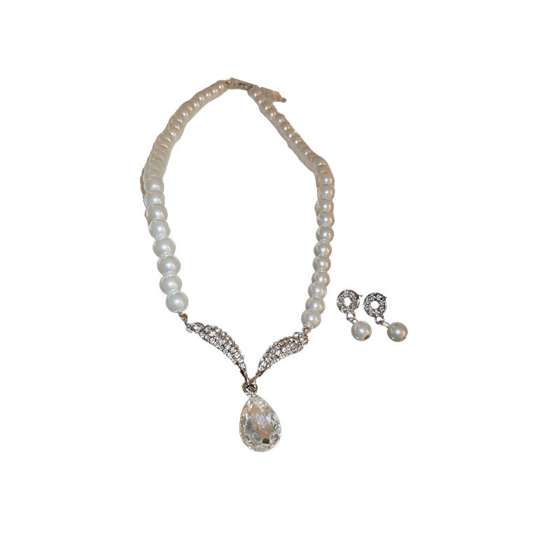 Women's High-grade Accessories Clavicle Chain Super Shiny Necklaces