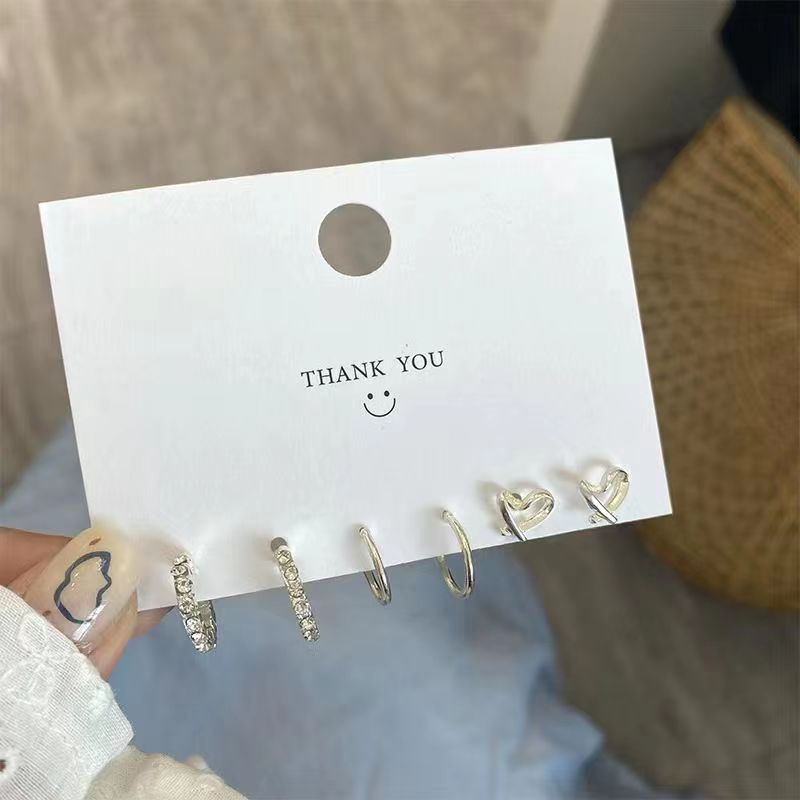 Elegant Pearl Niche Female Sier Pin Four Leaf Clover Stud Earrings