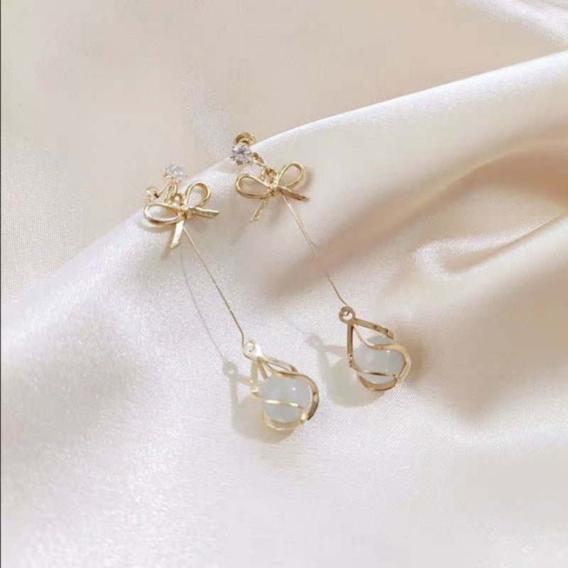 Trendy Female Exaggerated Temperamental Light Luxury Earrings