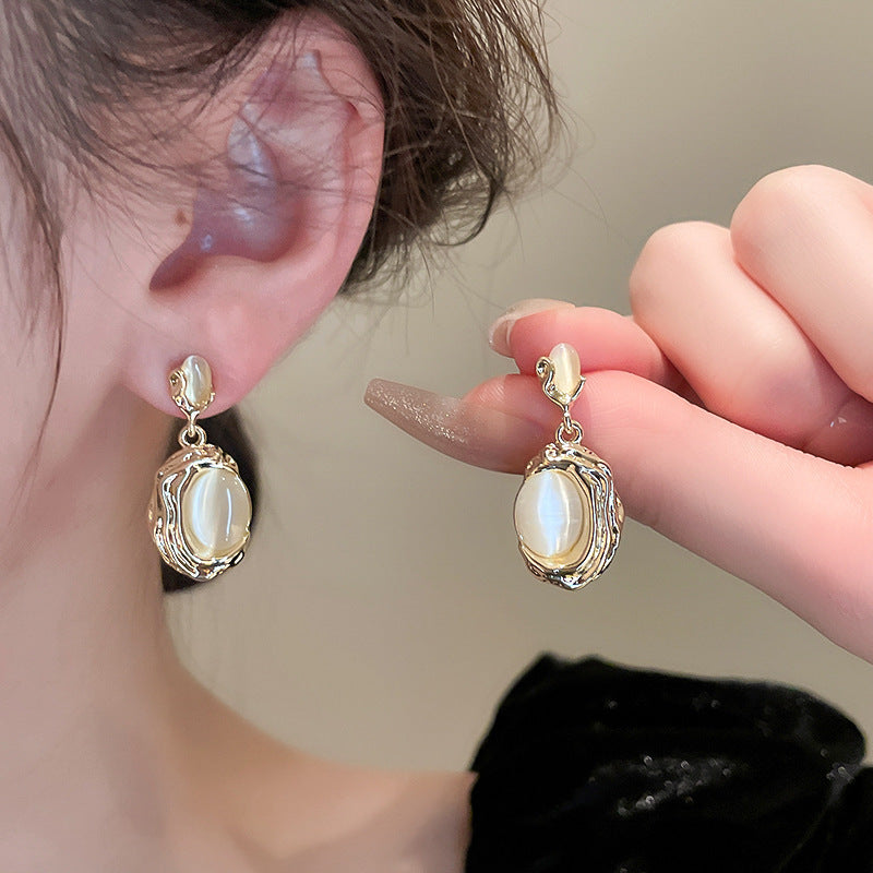 Women's Stitching Oval Light Luxury Elegance Simplicity Necklaces