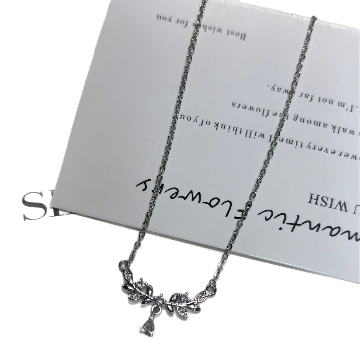 Female Light Luxury Minority High Sense Gentle Elegant Clavicle Chain Necklaces