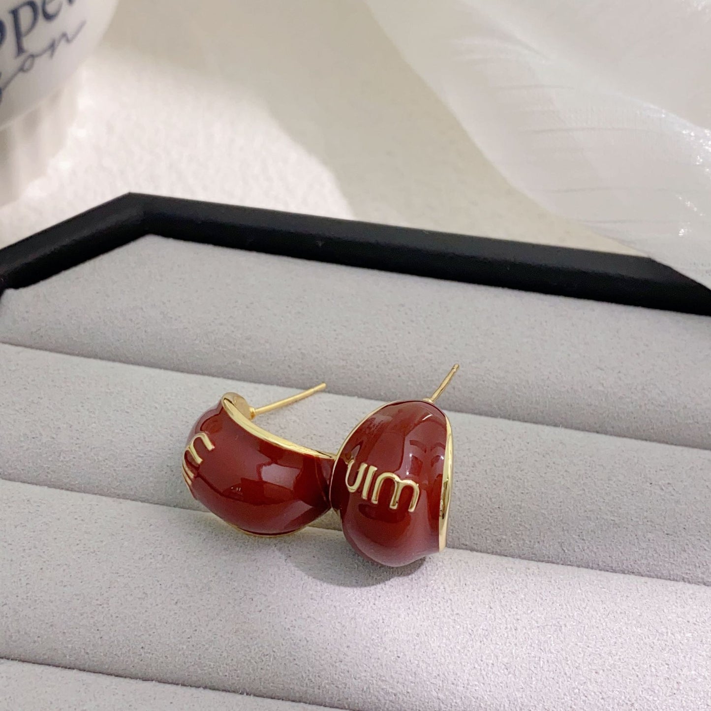 Women's French Retro Red Enamel Drip Glazed Earrings