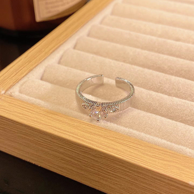 Women's Retro Brushed Fine Wide Light Luxury Rings