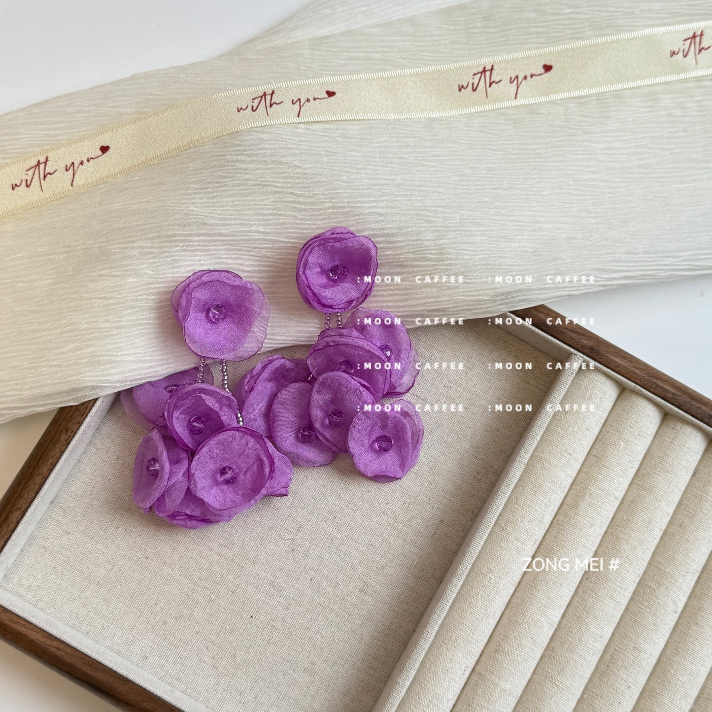 Style Flowers Gentle Vacation Mesh Petal Female Fresh Eye-catching Earrings