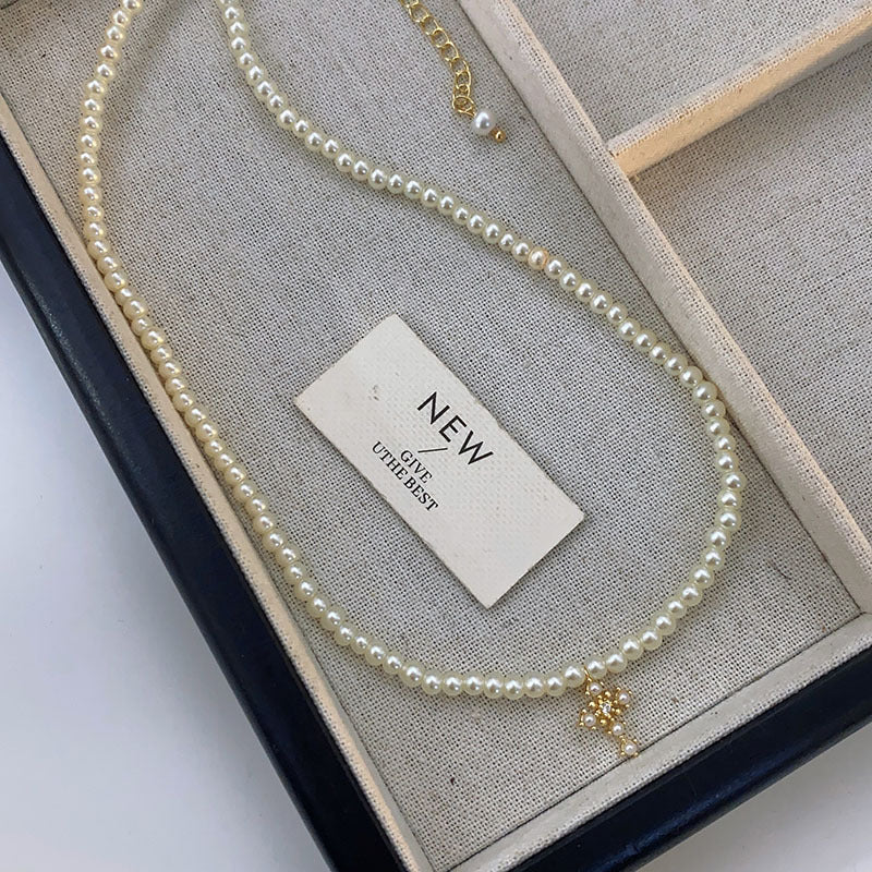 Women's Elegance French Classic Style Clavicle Chain Necklaces