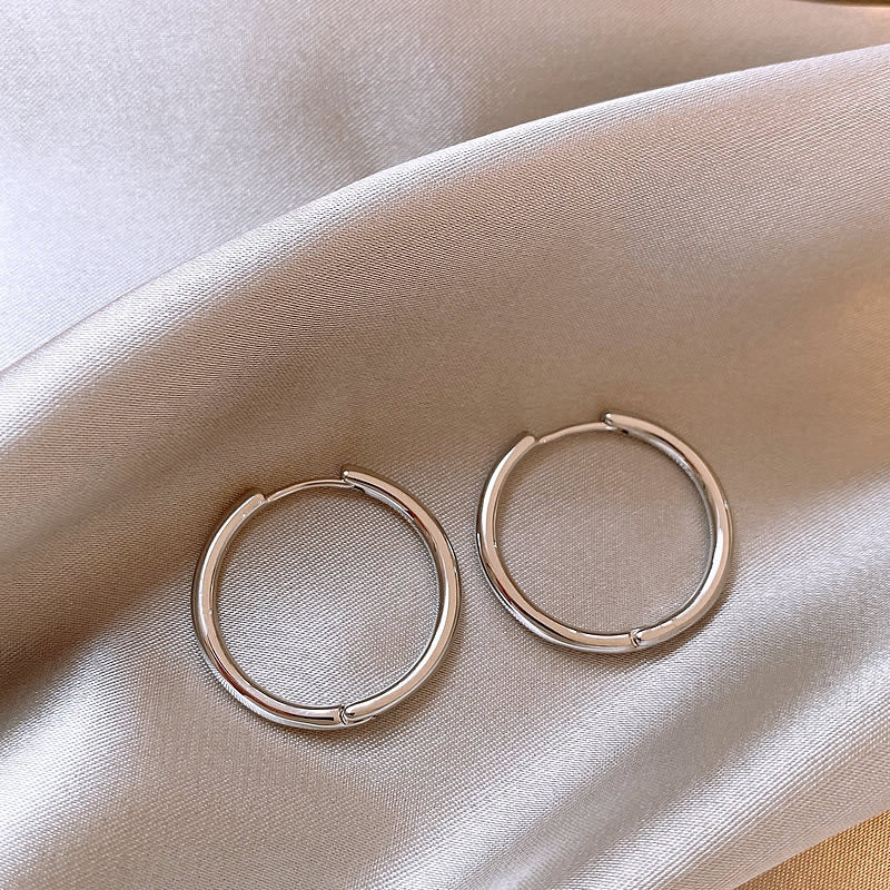 Women's High Profile Fashion Simple Circle Clip Niche Personality High-grade Earrings