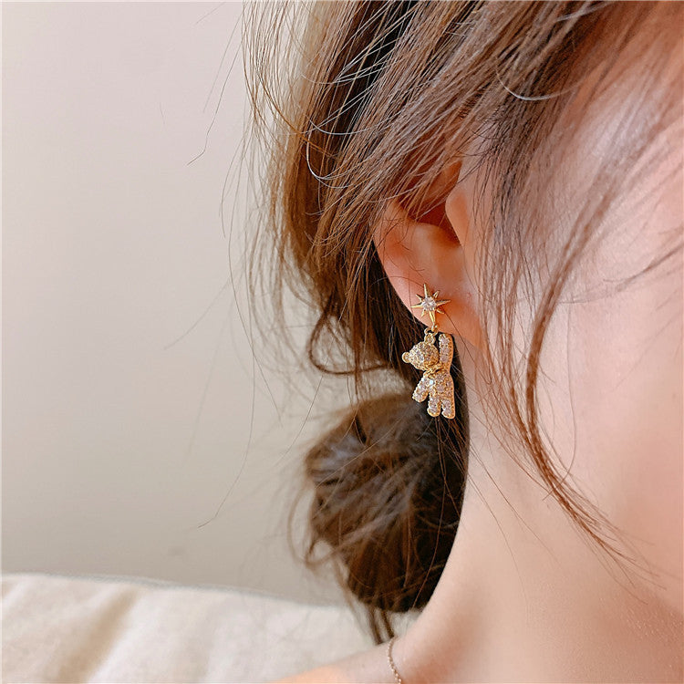 Women's Niche Design Simple Rhinestone High-grade Temperament Earrings