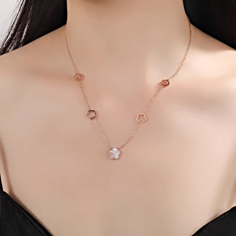 Full Body Titanium Steel Hollow Five Flowers White Necklaces