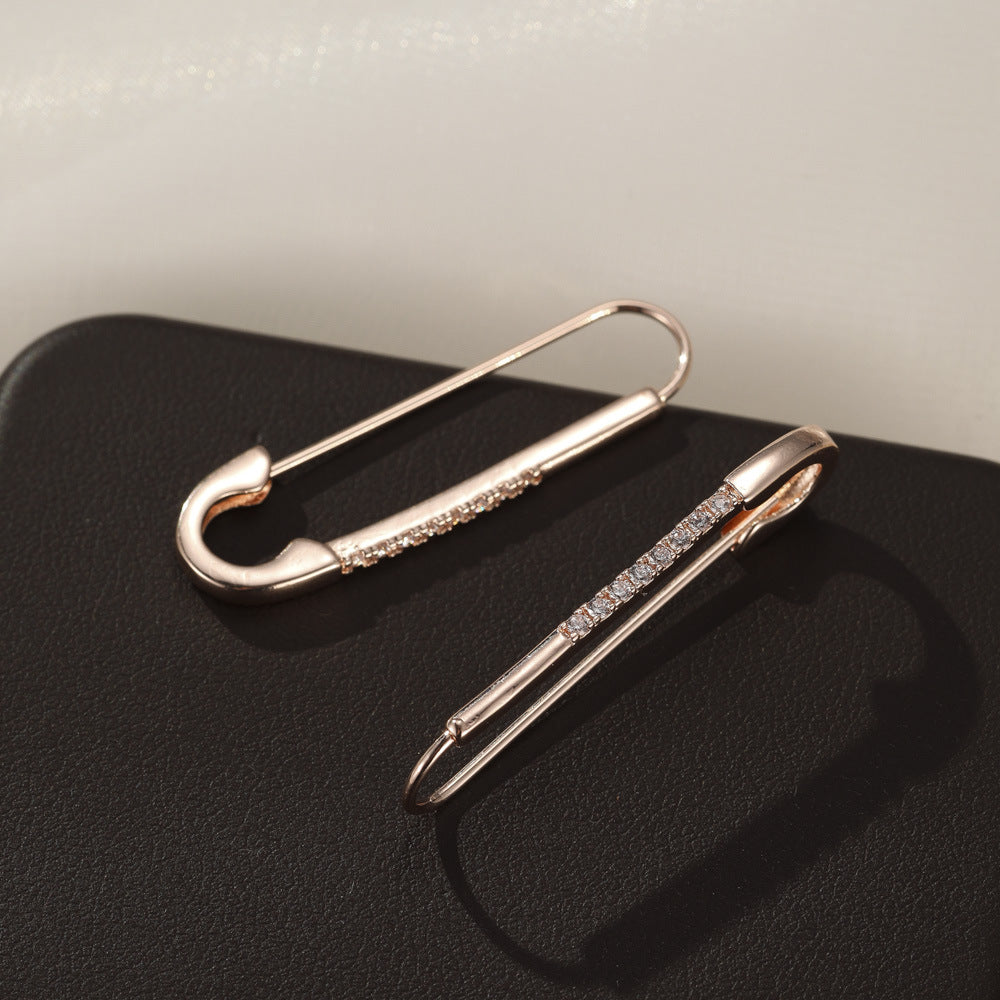 Clip Shape Copper Inlaid Zirconium Korean Earrings