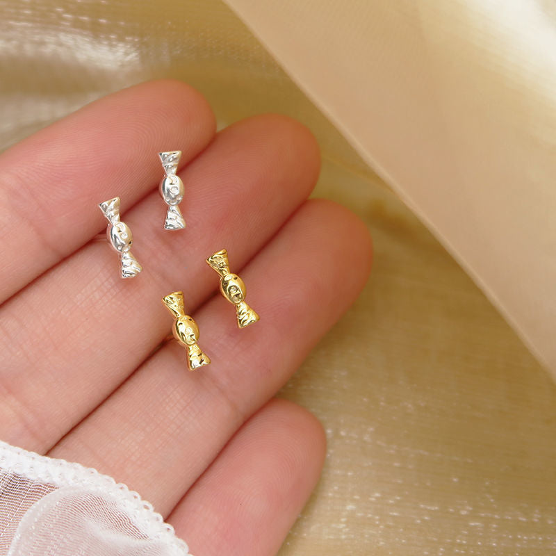 Women's Sterling Sier Simple Petite Niche Design Earrings