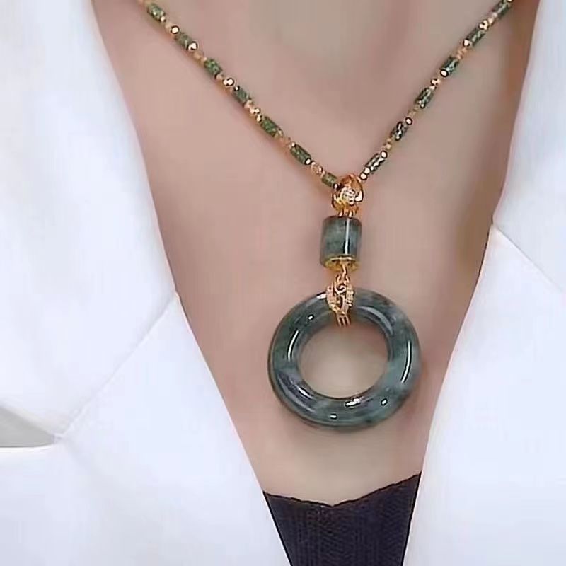 Wild Safety Buckle Clavicle Chain Light Luxury Minority Necklaces