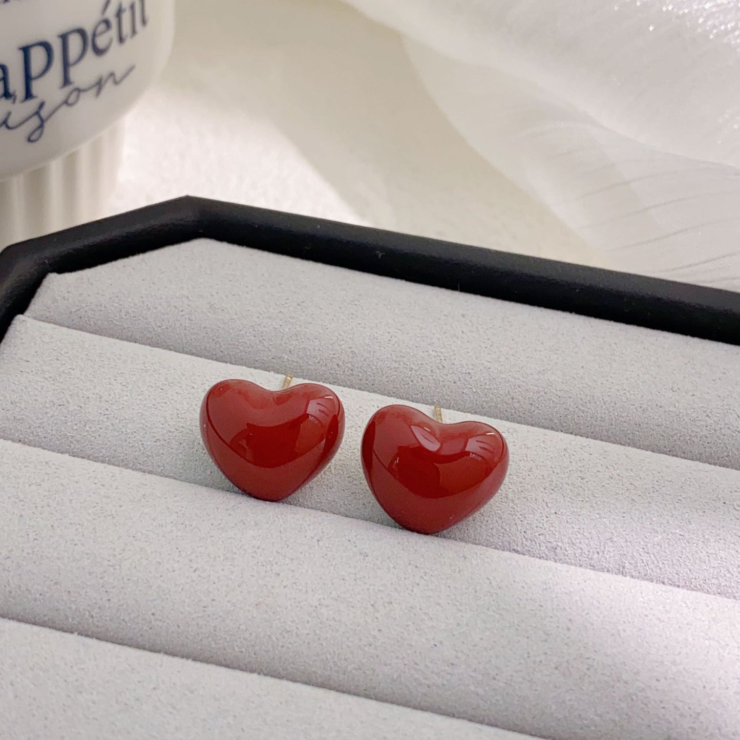 Women's French Retro Red Enamel Drip Glazed Earrings