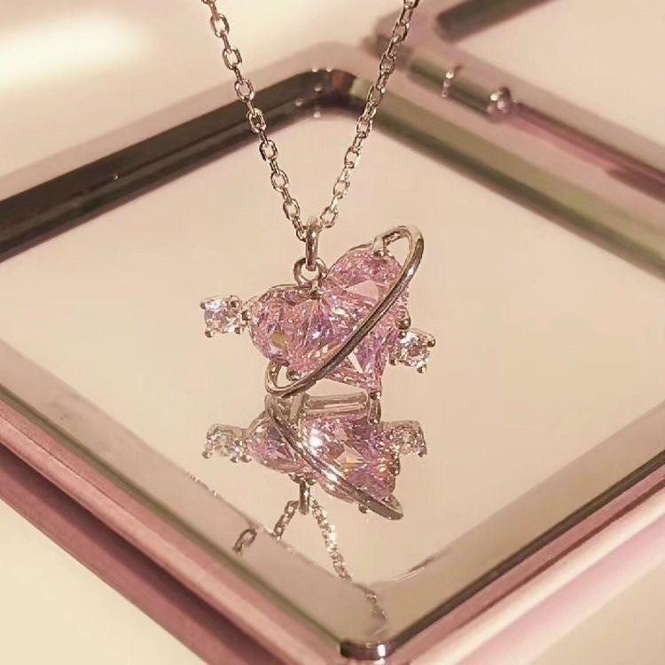 Women's Sweet Temperamental Minority Design High-grade Clavicle Necklaces