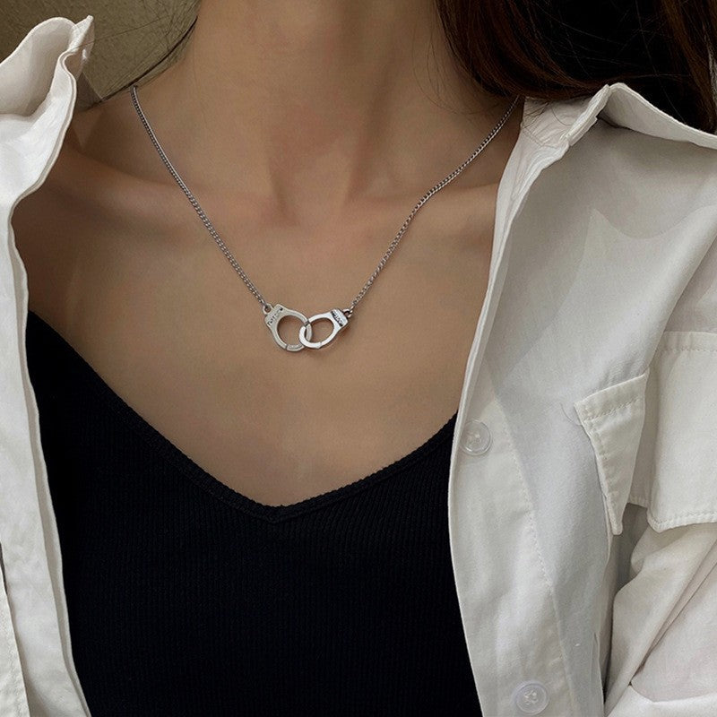 Female Retro Hip Hop Cold Wind Clavicle Chain Cool Necklace