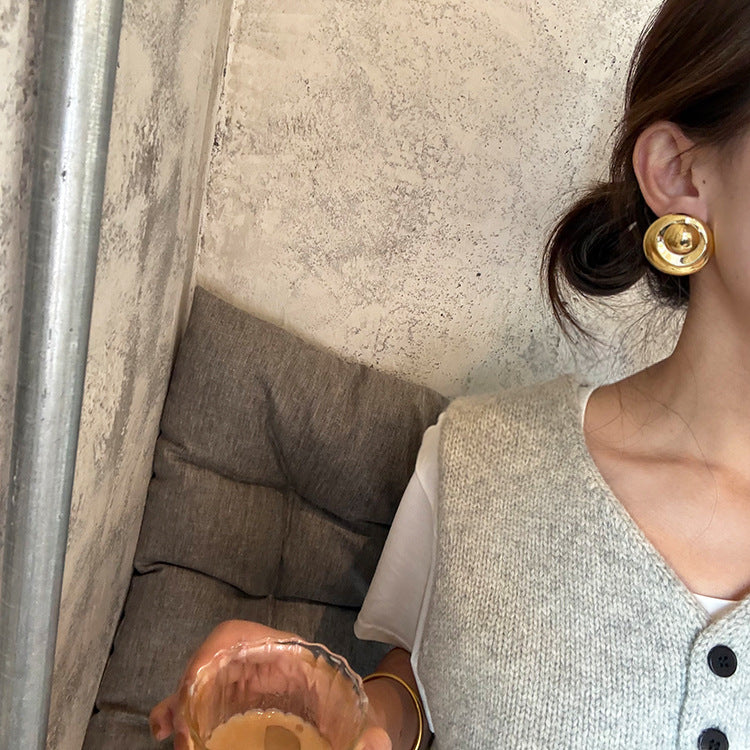 Women's Gold Brass Threaded Circle Round Special Interest Light Earrings