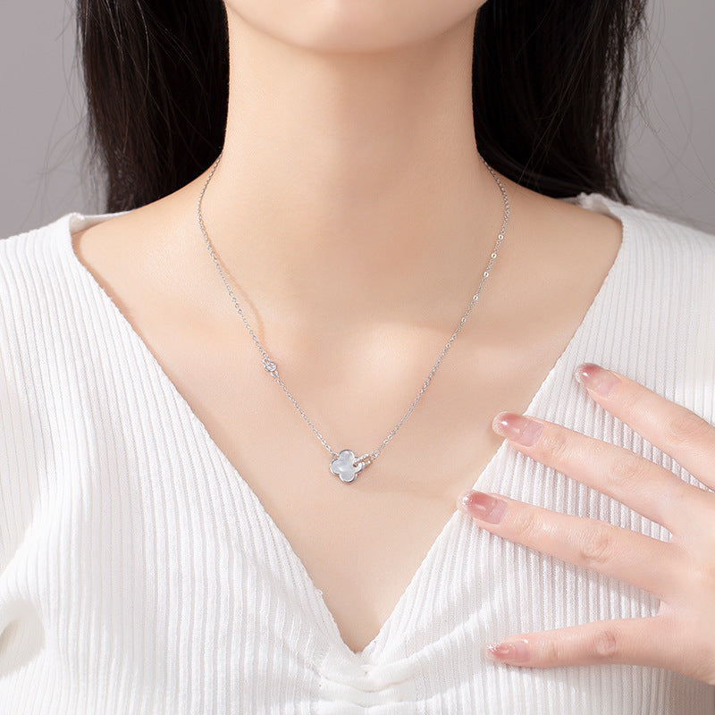 Fresh Sweet Flowers Clavicle Chain Temperament Pendants