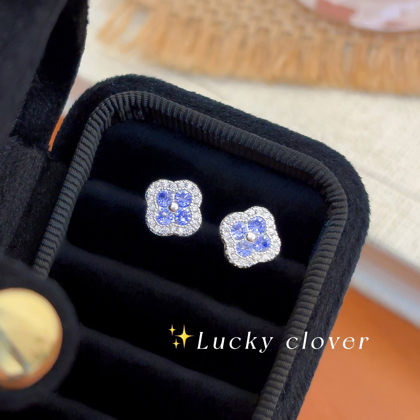 Four Leaf Clover Ear Light Luxury Temperament Versatile Stud Earrings