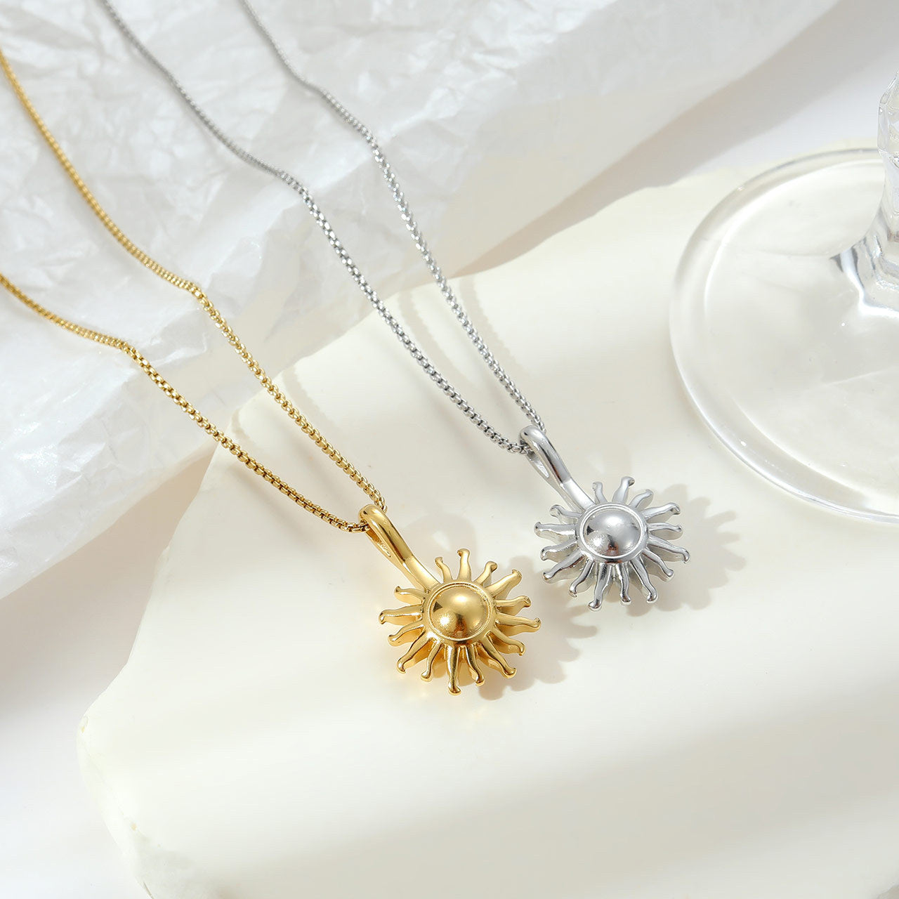 Fashion Sunflower Niche High-grade Stainless Steel Personality Creative Temperament Necklaces
