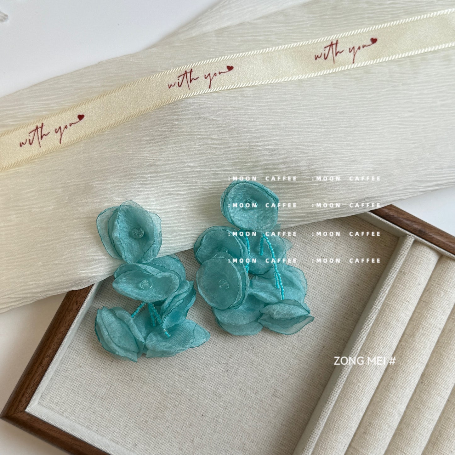 Style Flowers Gentle Vacation Mesh Petal Female Fresh Eye-catching Earrings