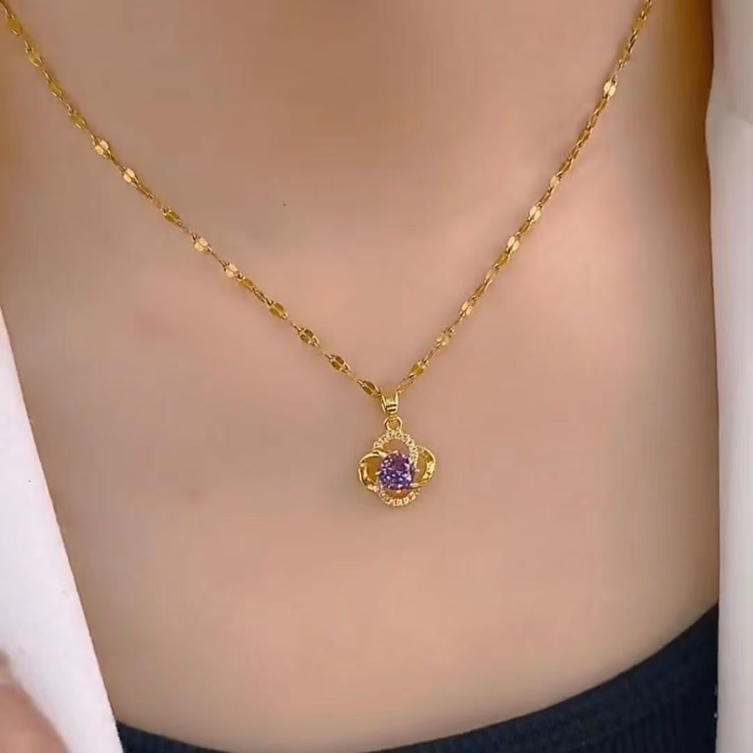 Trendy Fresh Four-leaf Flower Female Korean Niche Necklaces