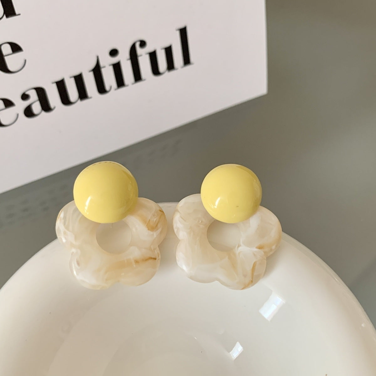 Niche Unique Design Sense Summer Fresh Earrings
