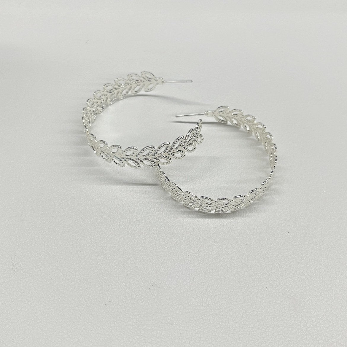 Women's Wind Irregular Twisted Ear Unique High Sense Earrings