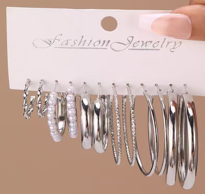 Metal Ear Square Geometric Hepburn Style Personality Rings