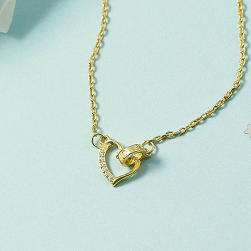 Love Heart-shaped Light Luxury Minority Female Clavicle Necklaces