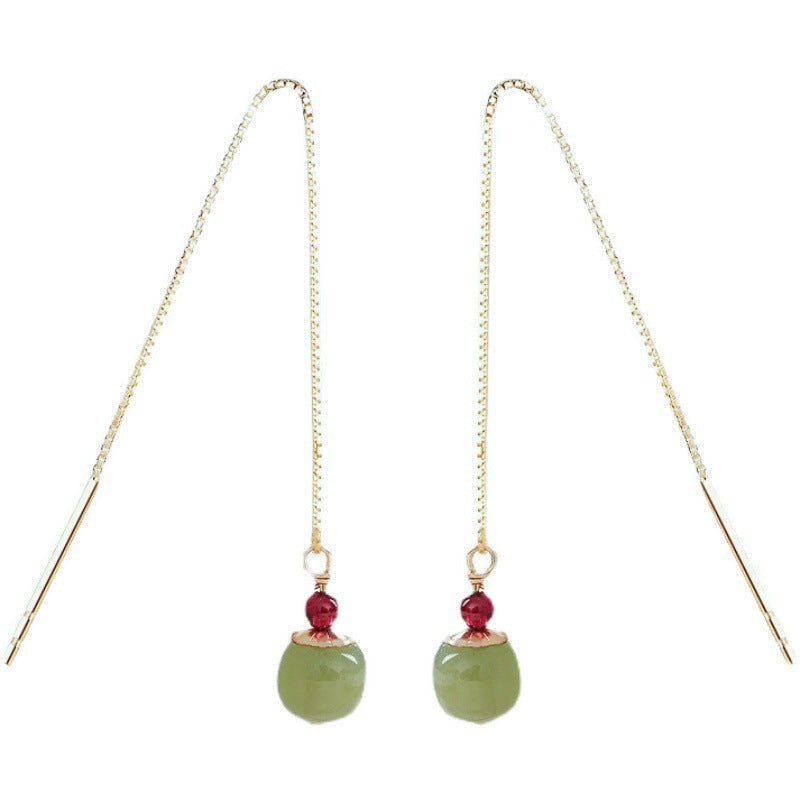 Jade Natural Garnet Advanced Special Interest Light Luxury Cold Style Ear Line