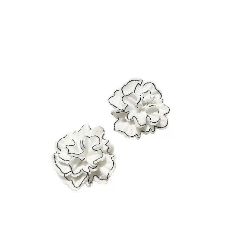 French Elegant Three-dimensional Flower Female Niche Unique Design Temperament Personality Earrings