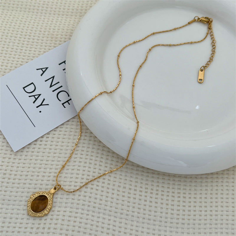 Women's Simple Niche Design Light Luxury Advanced Necklaces